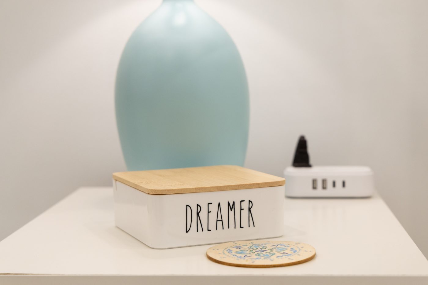 Star Suite &mdash; Side Table Lamp
